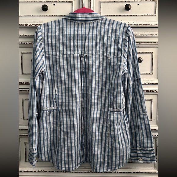 DKNY long sleeve button tan light weight button down with elastic waist size L - Picture 3 of 15